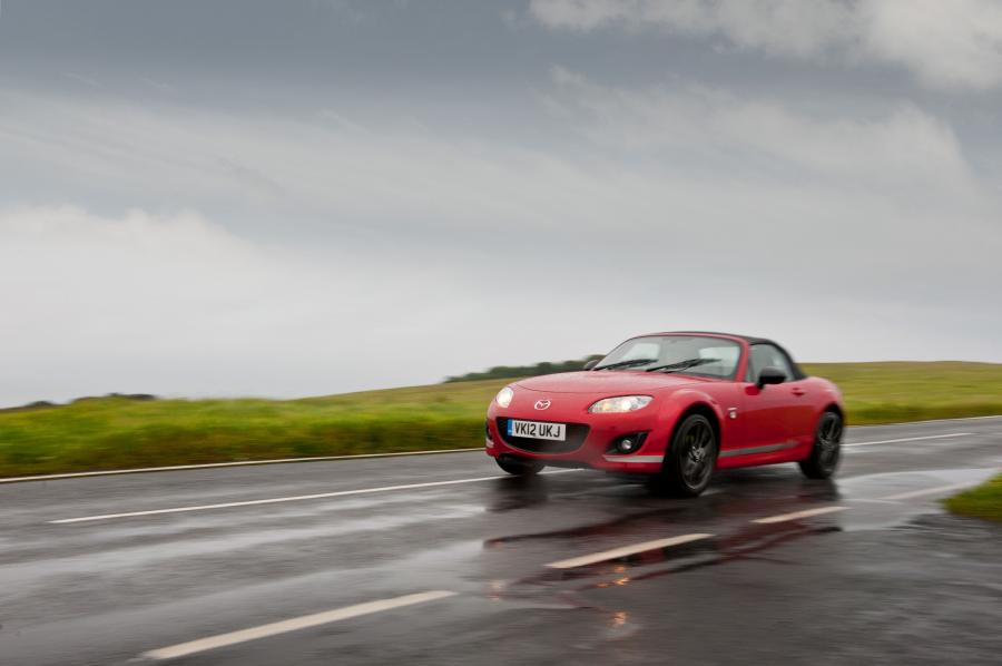  Mazda MX-5 Kuro 2012 года  (UK) (фото 45 из 54)